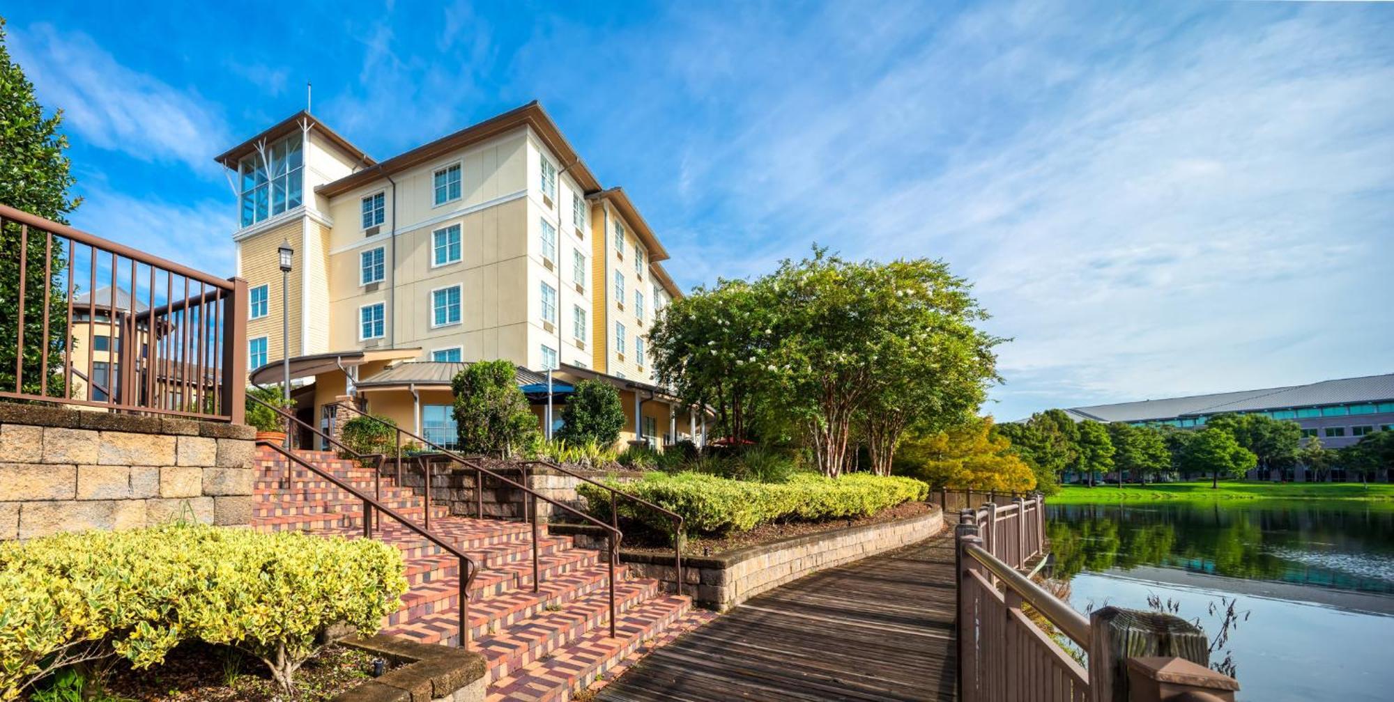 Hotel Indigo Jacksonville-Deerwood Park By Ihg Екстер'єр фото