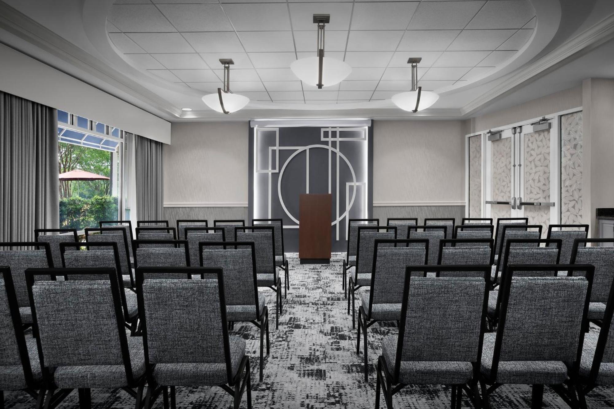 Hotel Indigo Jacksonville-Deerwood Park By Ihg Екстер'єр фото