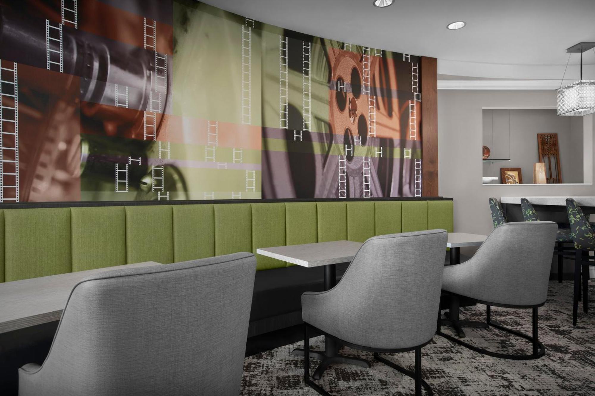Hotel Indigo Jacksonville-Deerwood Park By Ihg Екстер'єр фото