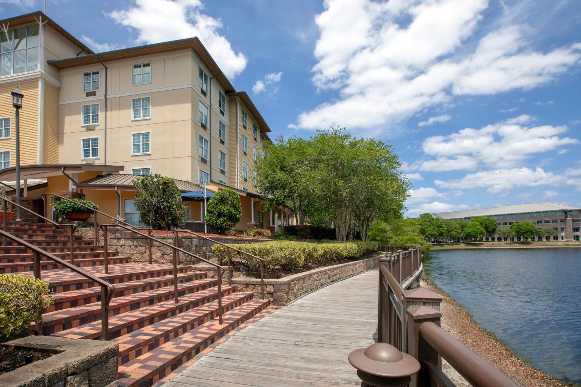 Hotel Indigo Jacksonville-Deerwood Park By Ihg Екстер'єр фото