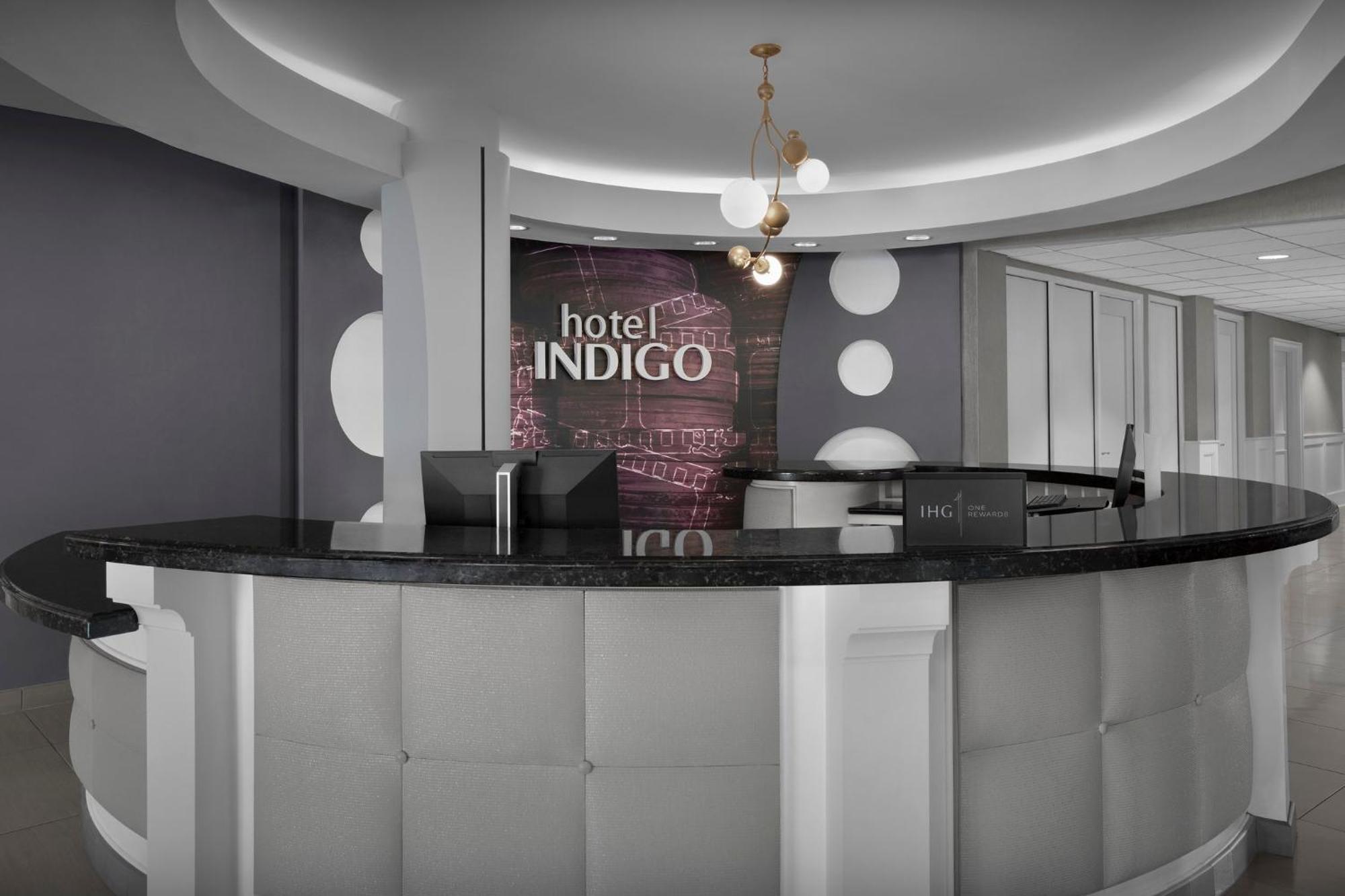 Hotel Indigo Jacksonville-Deerwood Park By Ihg Екстер'єр фото