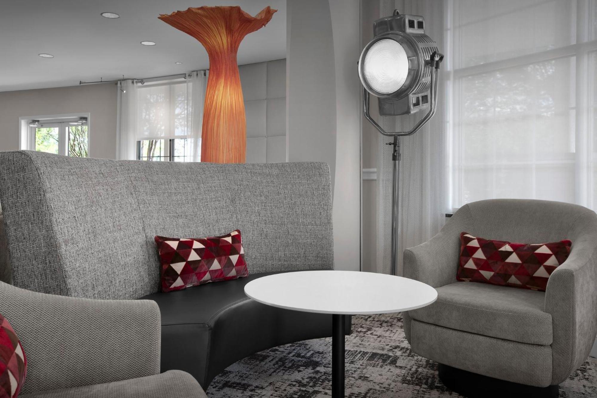 Hotel Indigo Jacksonville-Deerwood Park By Ihg Екстер'єр фото